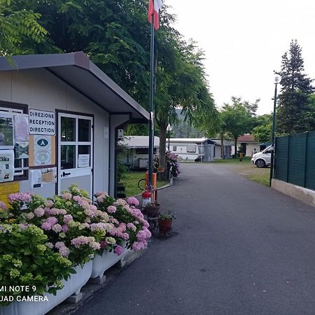 Parco Vacanze Bracchetto Vetta Hotel Carrodano Inferiore Luaran gambar