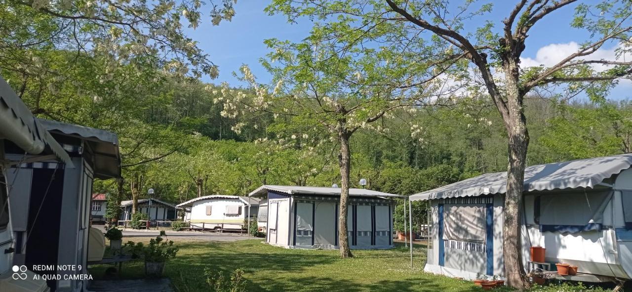 Parco Vacanze Bracchetto Vetta Hotel Carrodano Inferiore Luaran gambar