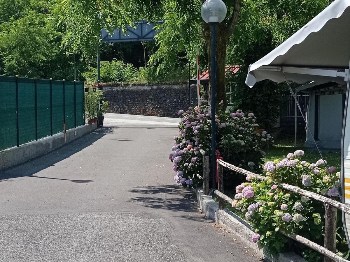 Parco Vacanze Bracchetto Vetta Hotel Carrodano Inferiore Luaran gambar