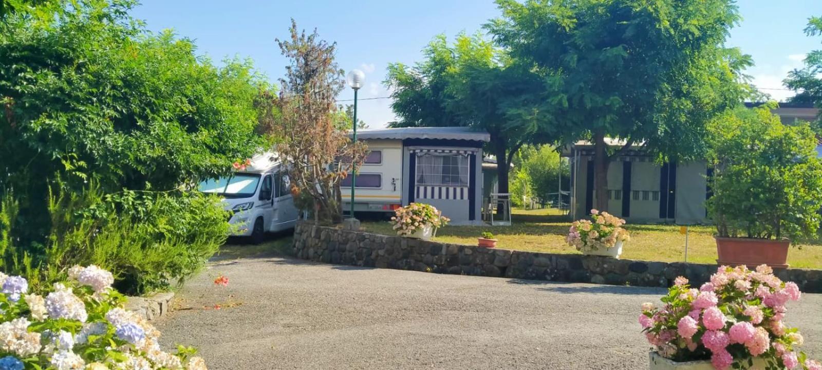 Parco Vacanze Bracchetto Vetta Hotel Carrodano Inferiore Bilik gambar
