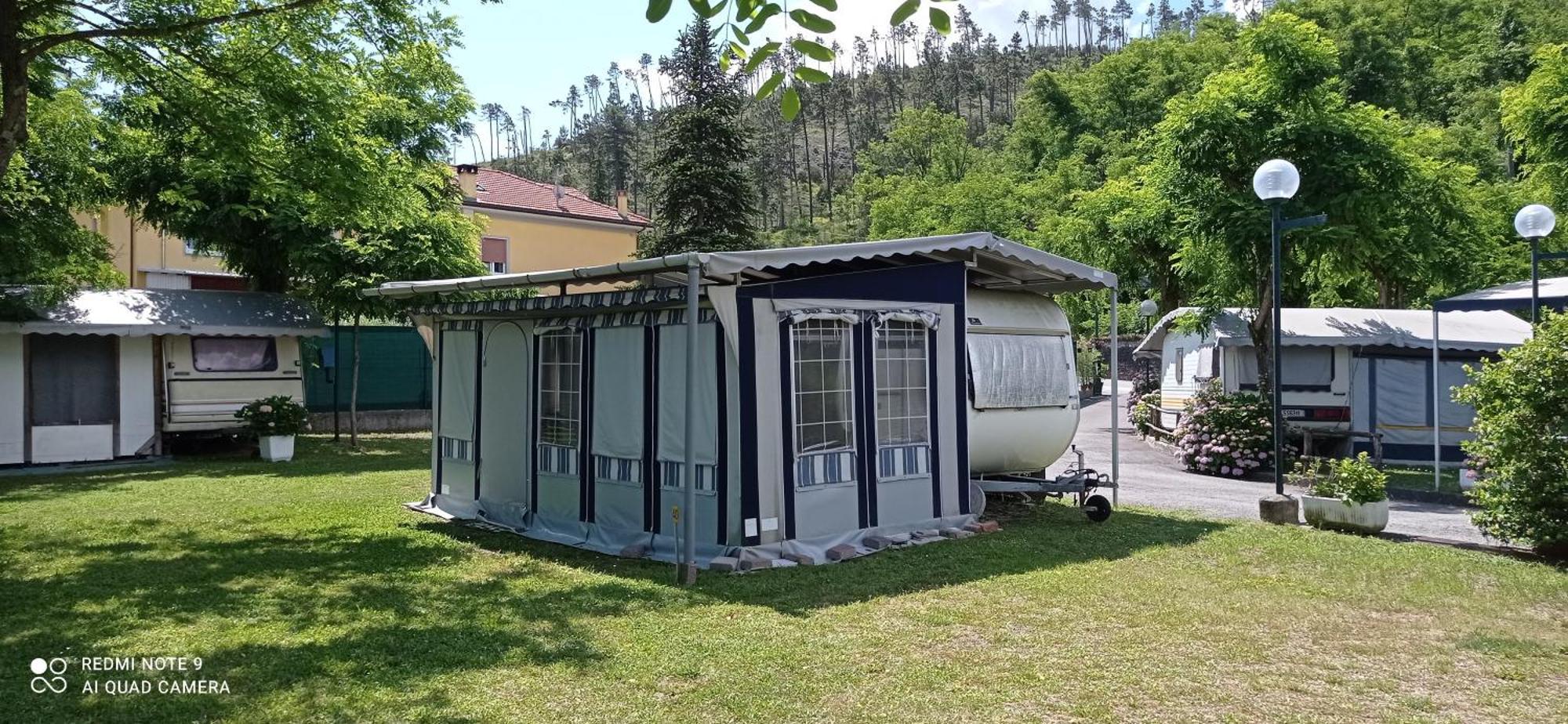Parco Vacanze Bracchetto Vetta Hotel Carrodano Inferiore Bilik gambar